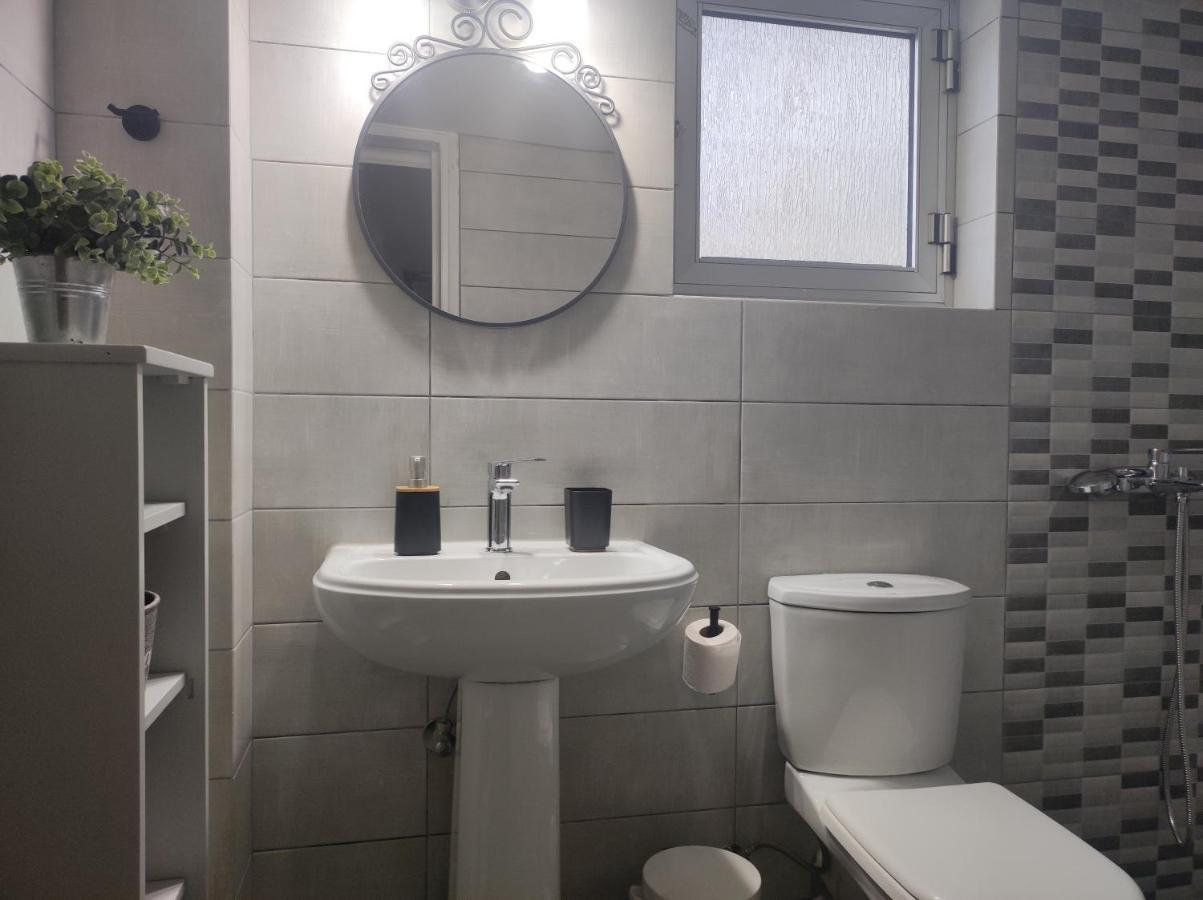 شقة Cozy And Friendly Flat In نافبليو المظهر الخارجي الصورة