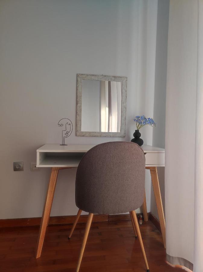 شقة Cozy And Friendly Flat In نافبليو المظهر الخارجي الصورة